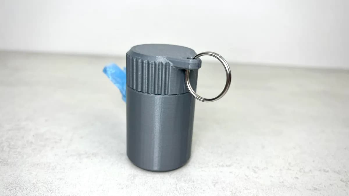 Dispensador de Sacos para Coleta de Fezes de Cães