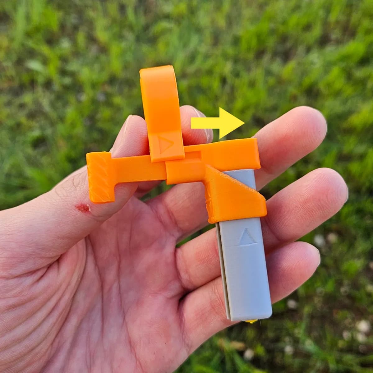 Mini Lançador de Dardos de Dedo