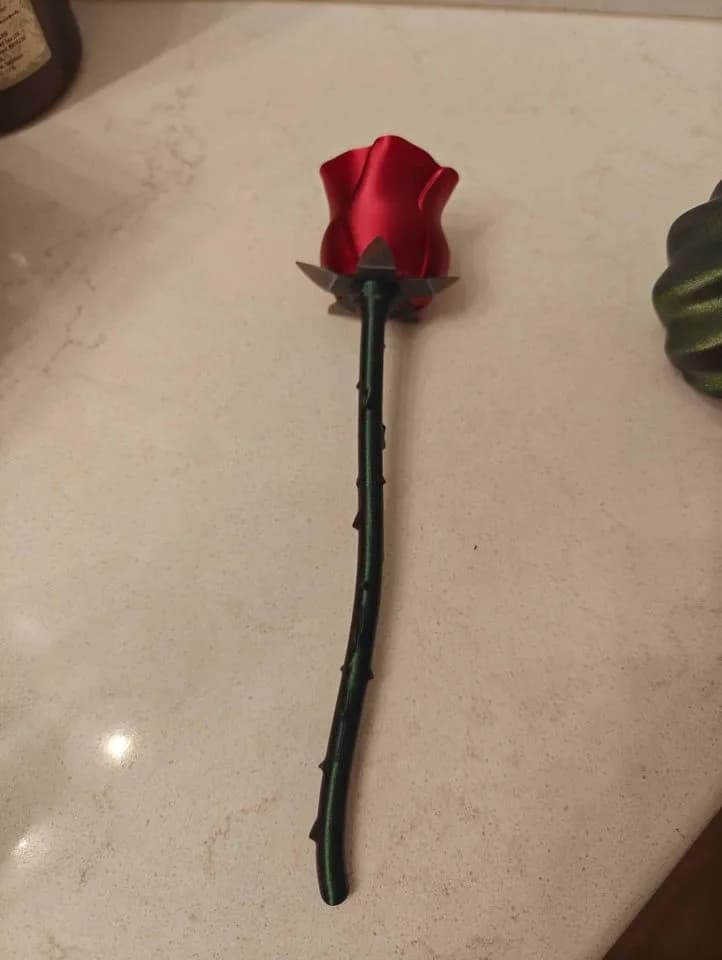 Vaso com Buquê de Rosas
