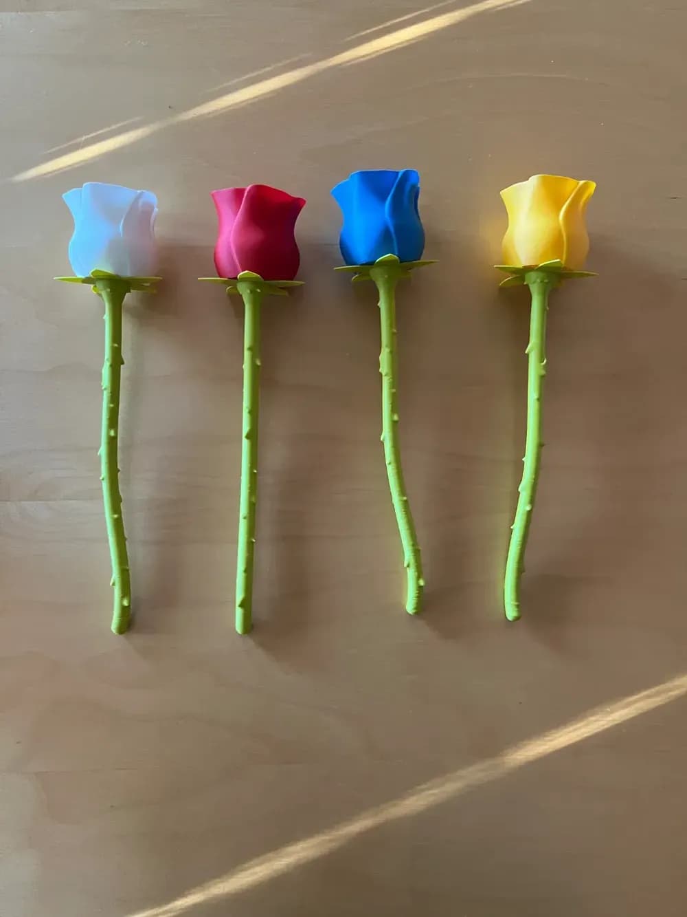 Vaso com Buquê de Rosas